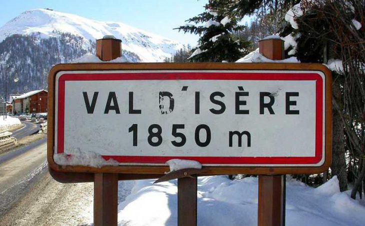 Val d'Isere Ski Holidays Sign